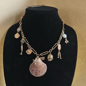 HOUSE OF HARLOW Natural Mauve Shell Charm Necklace Gold Tone Paperclip Chain NWT